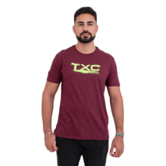 Camiseta Masculina TXC Manga Curta Regular Meia Malha Vinho Estampada Logo Verde Neon Ref:192467