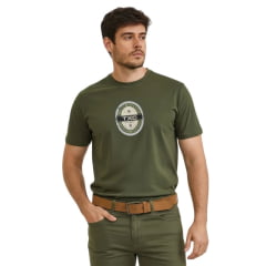 Camiseta Masculina TXC Regular Meia Malha Manga Curta Verde Militar Estampada REF: 192426 Camiseta Masculina TXC Regular Meia Malha Manga Curta Verde Militar Estampada REF: 192426