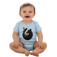 Body Infantil Mini Farm Manga Curta Azul Claro Estampa Ferradura Horse Ref MF205