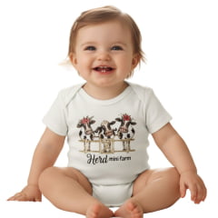 Body Infantil Mini Farm Manga Curta Off White Estampa Herd Vaquinhas Na Cerca Ref MF234