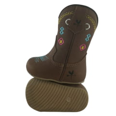 Bota Texana Baby Caminhos da Roça Com Zíper Couro Graxo Chocolate Com Bordados Azul e Rosa Ref:MB35