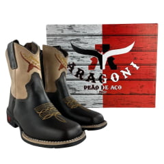 Bota Texana Infantil Aragoni Bico Quadrado Couro Fóssil Café Com Marfim Bordado Logo E Florão Sola PVC Poney - Ref. A020