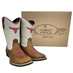 Bota Texana Infantil/Juvenil Caminhos da Roça Bico Quadrado Couro Caramelo/Branco Com Bordado Rosa e Com Zíper Ref.KJ37