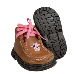 Coturno Destroyer Baby Infantil Caminhos Da Roça Couro Caramelo Rosa Com Bordado Vaquinha Ref:KB 48-KI 119