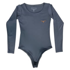 Body Feminino Os Moiadeiros Manga Longa Cinza Chumbo Com Logo Em Couro Ref:BF1154