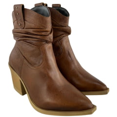 Bota Texana Feminina Kedoll Arara Brasil Bico Fino Macadâmia Cano Baixo Zíper - Ref:3117