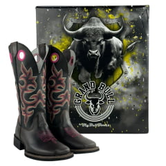 Bota Texana Feminina Big Bull Couro Marrom/Preto Cano Bordado Florão Rosa REF: 909.323F