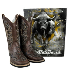 Bota Texana Feminina Big Bull Boots Couro Fóssil Tabaco Bico Quadrado Bordado Bege Fundo Prata Ref:900-L497