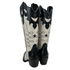 Bota Texana Feminina Capelli Boots Bico Fino Couro Preto/Off White Cano Alto Com Zíper Solado Top Ruber RF: 3135 Cd:27416CA