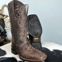 Bota Texana Feminina Durango Bico Quadrado Couro Marrom Med Dog Com Bordado Marrom REF: 1777102121G1M