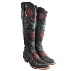 Bota Texana Feminina Goyazes Bico Fino Cano Alto Fashion Couro Mustang Tabaco Bordados Coloridos Ref: 259806-CC