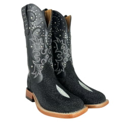 Bota Texana Feminina Goyazes Bico Quadrado Ranch Couro Arraia Preto Mustang Cano Bordado Solado Injetado Ref:256408-ARC