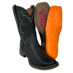 Bota Texana Feminina Goyazes Couro Pit Stop Preto Bico Quadrado Solado Flex Cano Médio Com Tachinhas Prata Ref.243208