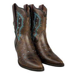 Bota Texana Feminina Vimar Bico Fino Cano Médio Couro Fóssil Castanho Com Bordado Azul/Verde Sola Genova-V00  REF: 11246