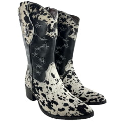 Bota Texana Feminina Vimar Boots Bico Fino Cano Médio Couro Pelo Sola Toscana Ref: 11318