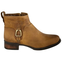 Botina Feminina Beretta Bico Redondo Couro Fóssil Castor Zíper Estribo Solado Montana Ref:3060