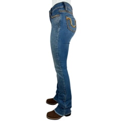 Calça Feminina Flare Miss Country Jeans Azul Médio Com Bordado No Bolso E Brilho Ref.1043