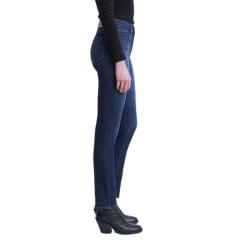 Calça Feminina Levi's Jeans Azul Escuro 724 High Rise Reta Hypersoft REF: 188830048