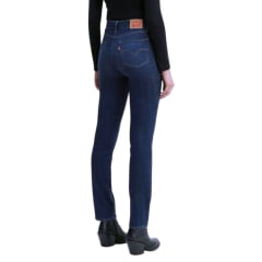 Calça Feminina Levi's Jeans Azul Escuro 724 High Rise Reta Hypersoft REF: 188830048