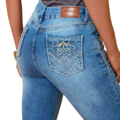 Calça Feminina Minuty Jeans Azul Cós Médio Flare Com Bordado e Strass Ref.241719