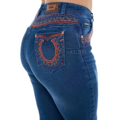 Calça Feminina Ox Horns Jeans Azul Flare Com Bordados Nos Bolsos Com Brilho Ref.2520