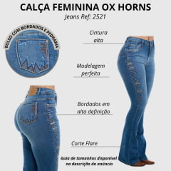 Calça Feminina Ox Horns Jeans Azul Médio Flare Com Bordado Azul Ref.2521