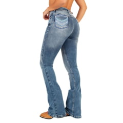 Calça Feminina Ox Horns Jeans Azul Stonado Flare Com Puídos E Bordados Nos Bolsos Azul Com Brilho Ref.2519