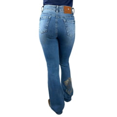 Calça Feminina República Caipira Jeans Azul Claro Alabama Com Bordado De Pena E Cocar REF:2047