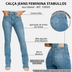 Calça Feminina Stabulos Jeans Azul Delavê Bootcut Com Bordados De Cristal Ref: STB505