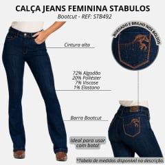 Calça Feminina Stabulos Jeans Azul Escuro Bootcut Com Bordados De Cavalo  E Brilho Nos Bolsos Traseiros REF: STB492