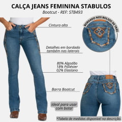 Calça Feminina Stabulos Jeans Azul Stonado Bootcut Com Bordados Nas Laterais E Bolsos Traseiros REF: STB493