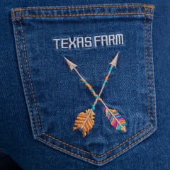 Calça Feminina Texas Farm Jeans Azul Stonado Flare Vitality Com Bordados De Pena Em Rosa Ref:PDF046