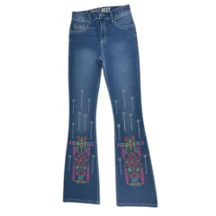 Calça Feminina  West Dust Jeans Azul Médio Etnico Boot Cut C/ Bordado Flechas Ref: 28379