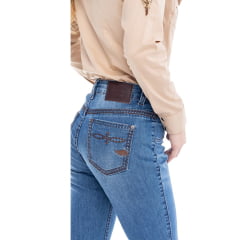 Calça Feminina Zenz Western Jeans Logorn Com Detalhe De Abertura Na Barra Ref:1384-ZWO 125019