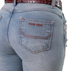 Calça Feminina Texas Farm Bound Detalhes Desfiados Bordado Marrom Ref: PDF060