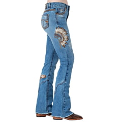 Calça Jeans Feminina Zenz Western Raio Azul Stone Flare Com Bordados em Pena e Cocar Com Brilho e Strass Ref.1301RAIO