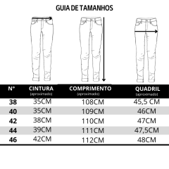 Calça Jeans Stabulos Jeans Claro Com Puídos BootCut Com Bordado Floral Nos Bolsos Traseiros e Brilho Ref.STB390