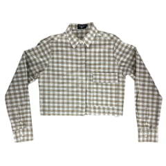 Camisa Cropped Feminina Os Moiadeiros Manga Longa Xadrez Bege E Branco Com Bolso E Logo Bege Ref:CFC34