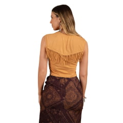 Camiseta Cropped Feminino Moon Horse Cor Caramelo Estampado Cowgirl Com Franja Nas Costas Ref:01-10-396