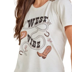 Camiseta Feminina Moon Horse T-shirt West Vibes Creme Estampada Ref: 01.11.419