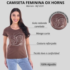 Camiseta Feminina Ox Horns T-Shirt Marrom Manga Curta Estampa Chapéu E Bota Com Brilho Ref:6531
