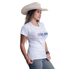 Camiseta Feminina Texas Farm Baby Look Manga Curta Branco Estampada Em Azul E Vermelho Ref:CF352