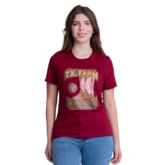 Camiseta Feminina Texas Farm Soft Friends Hip Manga Curta Vermelho Vinho Estampado Logo E Botas Ref:CFS0008