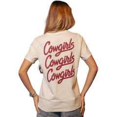 Camiseta Feminina Turkese T-Shirt Over Cowgirls Off White Estampada Vermelho Vinho Botas Coloridas REF:TS07604
