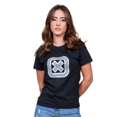 Camiseta Feminina TXC Preta Manga Curta Slim Custom Com Logo Grande Prata REF: 50952