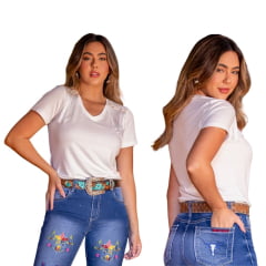 Camiseta T-Shirt Feminina Off White Com Pedras Brilhantes e Franja Nos Ombros Ref.TS29359