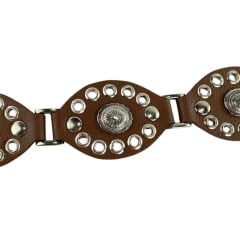 Cinto Feminino Paul Western Couro Marrom Com Detalhes Em Ilhos E Medalhas Pequenas Com Ponteira Fivela Prata Ref:483