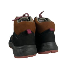 Coturno Feminino MacBoot Taiuva 04 Baurus Nobuck Preto Com Cadarço Rosa Ref.TAIU04-NO01