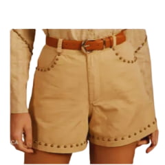 Shorts Feminino Moon Horse Mocca Tecido Mostarda Claro Com Detalhes Tachinhas Douradas Ref:0110397
